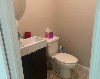 45 Brant Ave - Photo Thumbnail 5