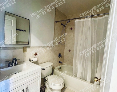 29 Stuyvesant Avenue - Photo Thumbnail 11