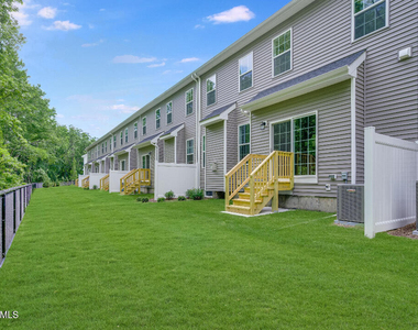 163 Woolley Court - Photo Thumbnail 20