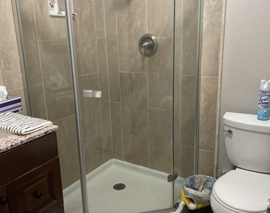 32 Fairway Avenue - Photo Thumbnail 7