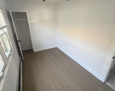 30 Seaside Place - Photo Thumbnail 7