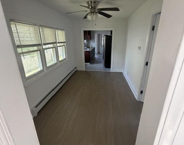 30 Seaside Place - Photo Thumbnail 4
