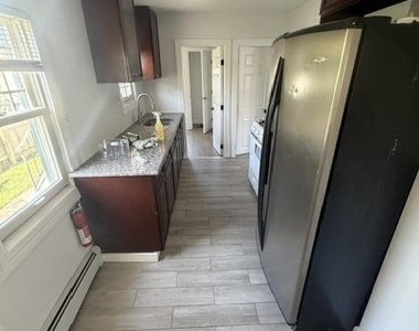 30 Seaside Place - Photo Thumbnail 5