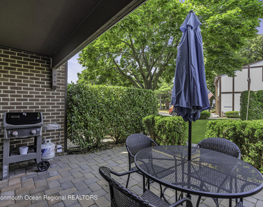 15 Linden Drive - Photo Thumbnail 25