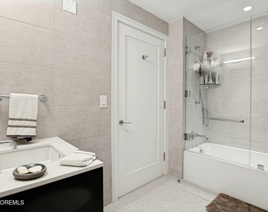 20 Melrose Terrace - Photo Thumbnail 14