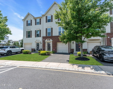 3 Olivia Drive - Photo Thumbnail 7