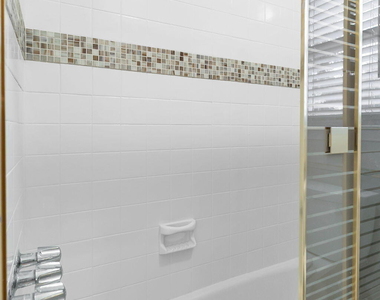 453 Milton Avenue - Photo Thumbnail 27