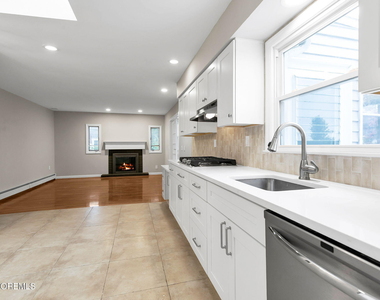 453 Milton Avenue - Photo Thumbnail 11