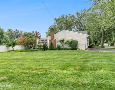 453 Milton Avenue - Photo Thumbnail 36