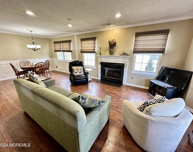 21 Dogwood Drive - Photo Thumbnail 3