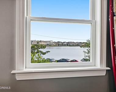306 Deal Lake Drive - Photo Thumbnail 11