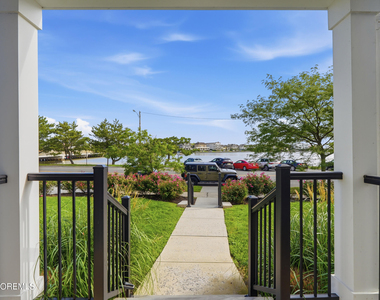 306 Deal Lake Drive - Photo Thumbnail 5