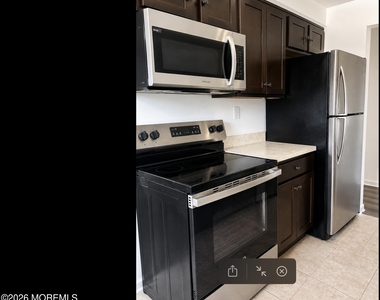7 Windsor Terrace - Photo Thumbnail 2