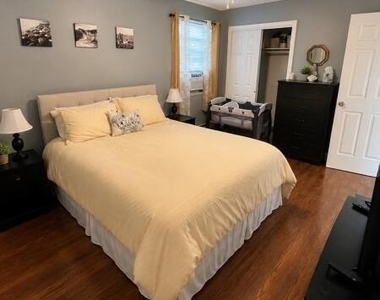 728 Greens Avenue - Photo Thumbnail 9