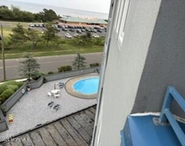 300 Ocean Avenue N - Photo Thumbnail 9