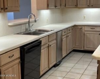 300 Ocean Avenue N - Photo Thumbnail 22
