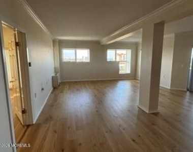 300 Ocean Avenue N - Photo Thumbnail 29