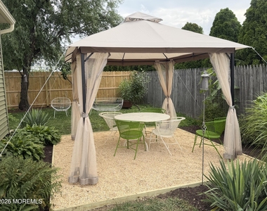 33 Wooley Street - Photo Thumbnail 16