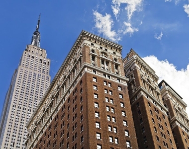 West 34th Street - Photo Thumbnail 2