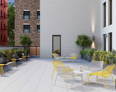 East 177 Street - Photo Thumbnail 11
