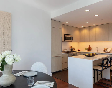 West 67th Street - Photo Thumbnail 1