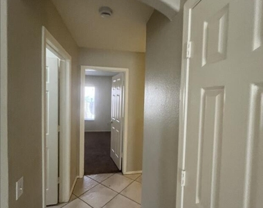 617 S Golden Key Street - Photo Thumbnail 11