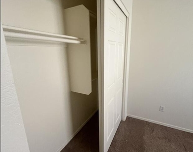 617 S Golden Key Street - Photo Thumbnail 13
