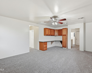 4923 N 108th Drive - Photo Thumbnail 15