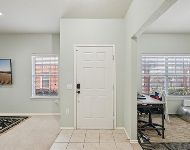 3225 Judge Holland Lane - Photo Thumbnail 7