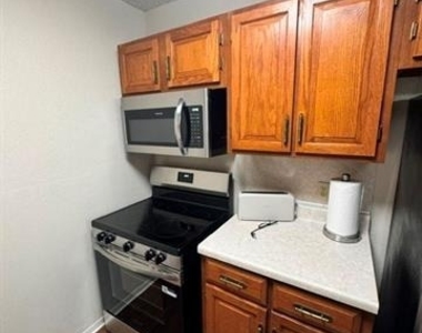 985 Minter Lane - Photo Thumbnail 5
