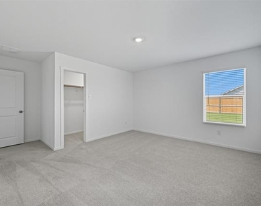 638 Montclair Avenue - Photo Thumbnail 12
