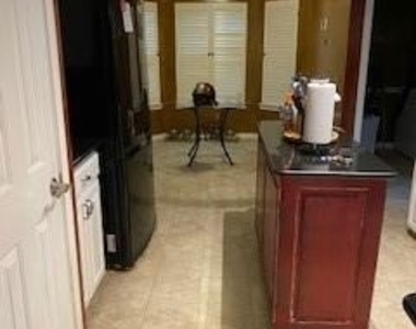2716 El Greco Lane - Photo Thumbnail 4