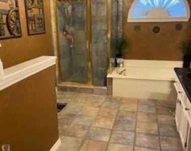 2716 El Greco Lane - Photo Thumbnail 9