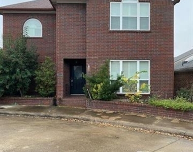 2716 El Greco Lane - Photo Thumbnail 1