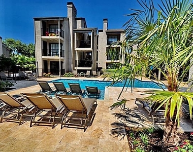 6910 Skillman Street - Photo Thumbnail 14