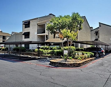 6910 Skillman Street - Photo Thumbnail 18