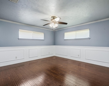 2728 Northcrest Drive - Photo Thumbnail 22