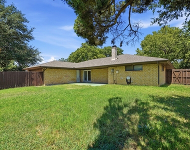 2728 Northcrest Drive - Photo Thumbnail 26