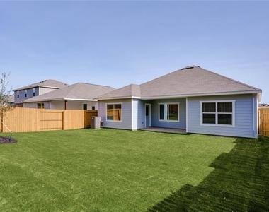 1727 Paul Drive - Photo Thumbnail 1