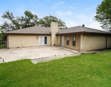 3417 Willowcrest Drive - Photo Thumbnail 17