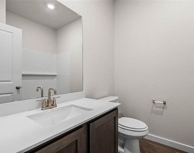 742 Layton Court - Photo Thumbnail 5