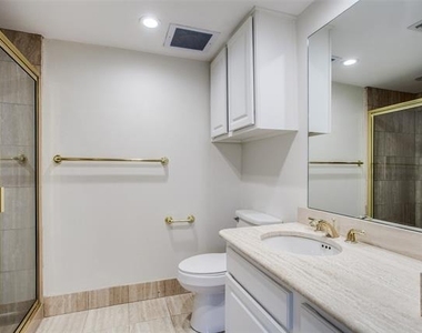 4242 Lomo Alto Drive - Photo Thumbnail 11