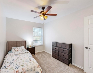 7936 Quest Court - Photo Thumbnail 23