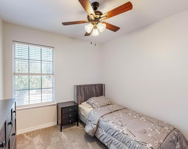 7936 Quest Court - Photo Thumbnail 28