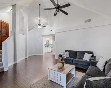 7936 Quest Court - Photo Thumbnail 8