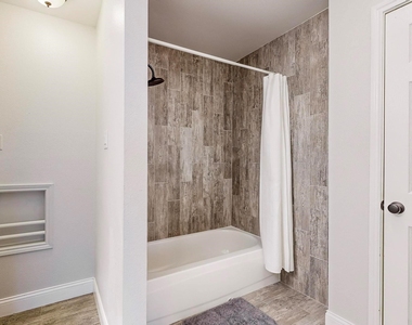 7936 Quest Court - Photo Thumbnail 20