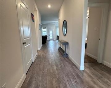 3621 Arabella Way - Photo Thumbnail 21