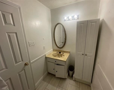 114 Crestridge Drive - Photo Thumbnail 13