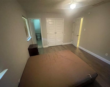 114 Crestridge Drive - Photo Thumbnail 17