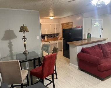 114 Crestridge Drive - Photo Thumbnail 3